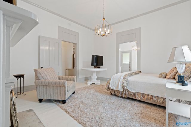 214 Washington Street W, Fayetteville, TN 37334