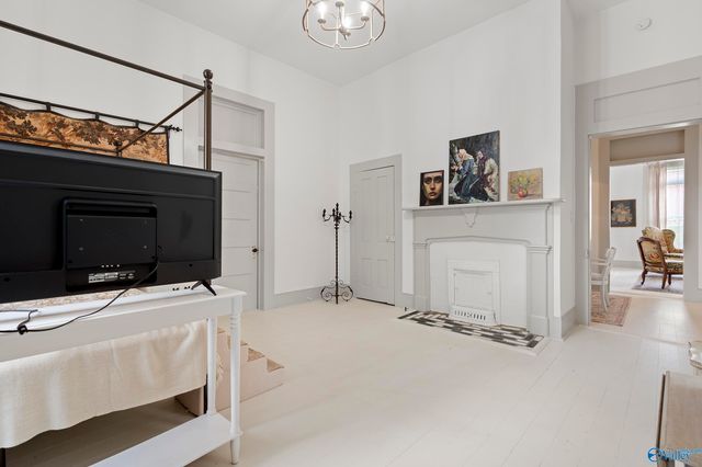 214 Washington Street W, Fayetteville, TN 37334