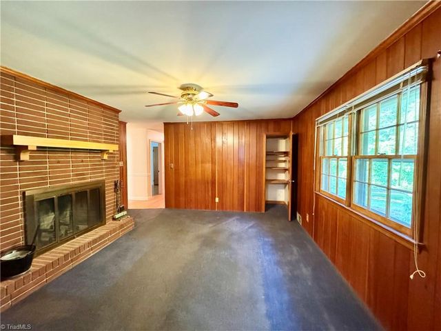 2541 Weymoth Road, Winston-salem, NC 27103