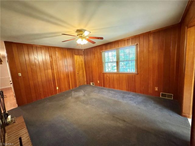 2541 Weymoth Road, Winston-salem, NC 27103