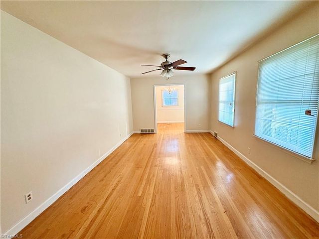 2541 Weymoth Road, Winston-salem, NC 27103