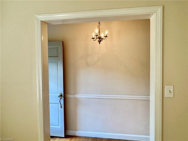 2541 Weymoth Road, Winston-salem, NC 27103