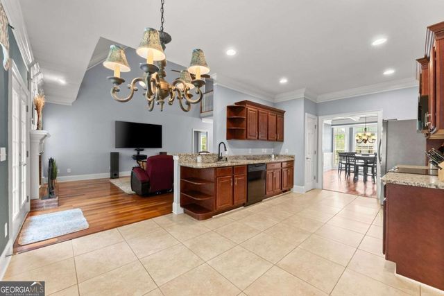 6643 Windvane Point, Clermont, GA 30527