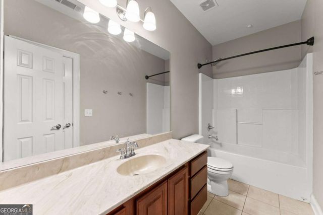 6643 Windvane Point, Clermont, GA 30527