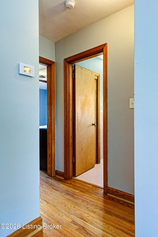 3123 Hunsinger Blvd, Houston Acres, KY 40220