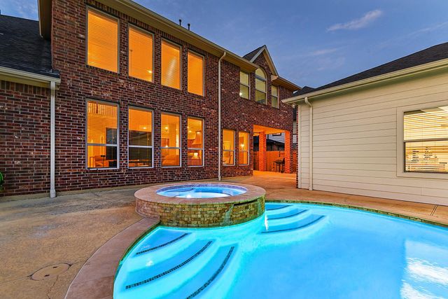27411 Gladway Manor Drive, Katy, TX 77494