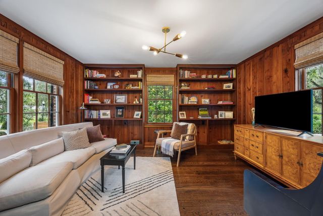 8 New Town Lane, Charleston, SC 29407