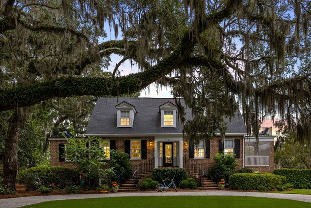 8 New Town Lane, Charleston, SC 29407