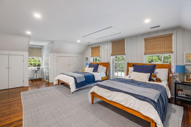 8 New Town Lane, Charleston, SC 29407