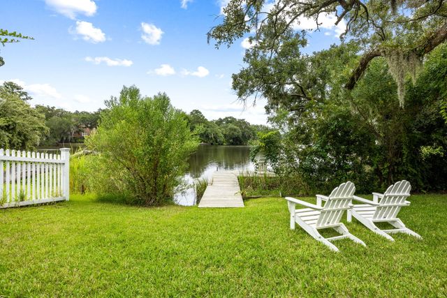 8 New Town Lane, Charleston, SC 29407