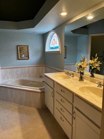 1821 Spring Meadow Court Se 29, Gaines Twp, MI 49316