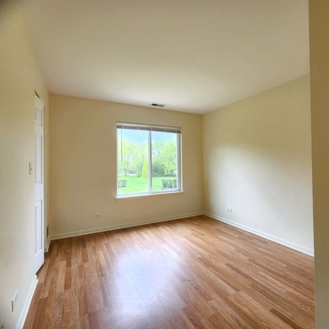 157 W ALDRIDGE Lane, Round Lake, IL 60073