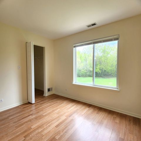 157 W ALDRIDGE Lane, Round Lake, IL 60073