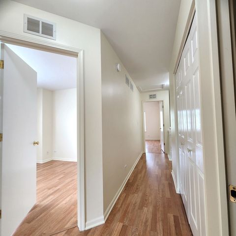 157 W ALDRIDGE Lane, Round Lake, IL 60073