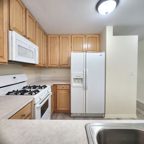 157 W ALDRIDGE Lane, Round Lake, IL 60073