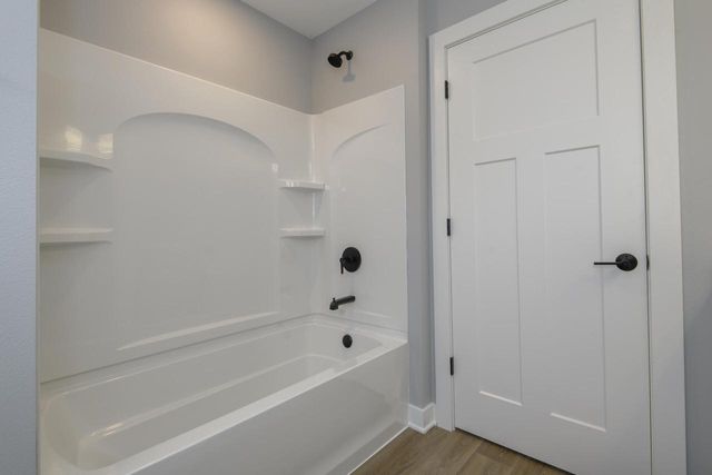 1414 S 166th STREET, New Berlin, WI 53151