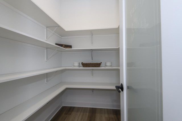 1414 S 166th STREET, New Berlin, WI 53151