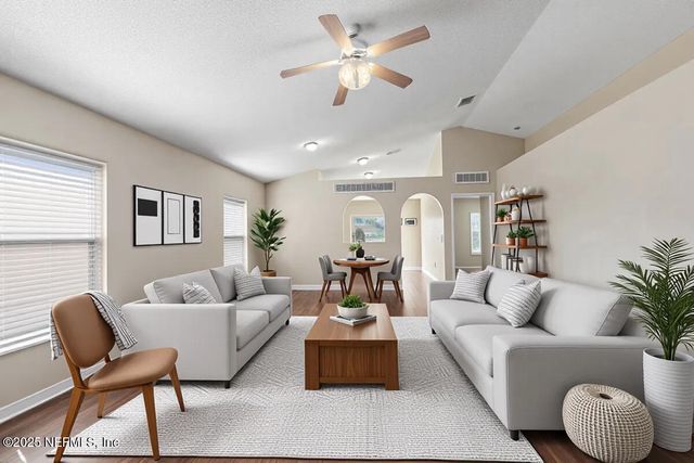 6606 N GENTLE OAKS Drive, Jacksonville, FL 32244