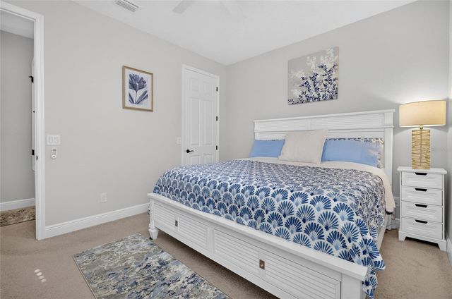 1325 BLARNEY STREET, Clermont, FL 34715