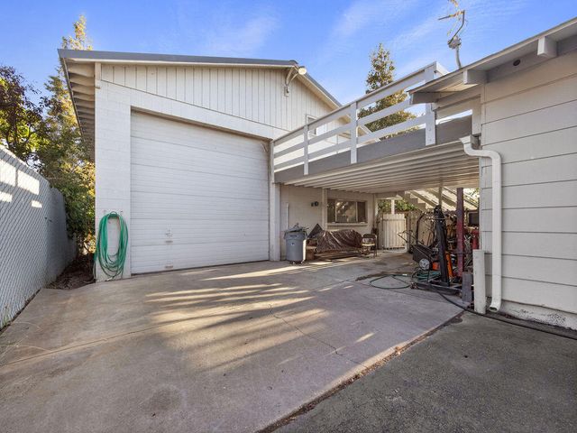 332 Front Street, Klamath Falls, OR 97601