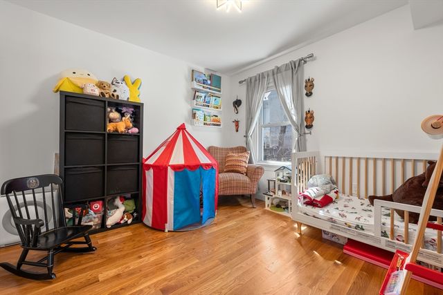 134 Heath St 3, Somerville, MA 02145