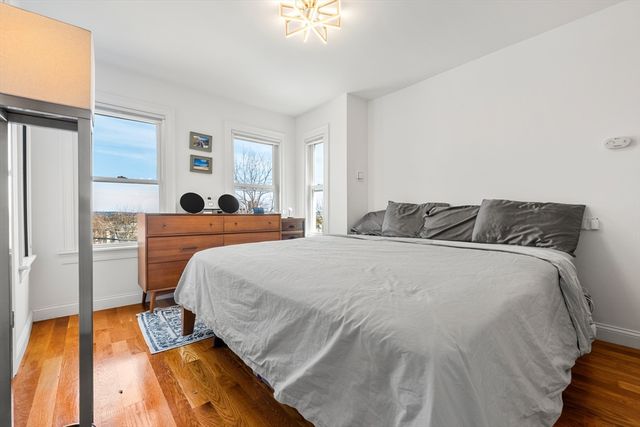 134 Heath St 3, Somerville, MA 02145