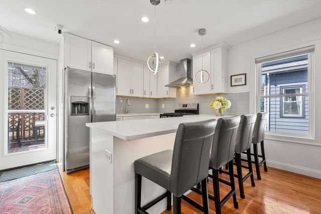 134 Heath St 3, Somerville, MA 02145