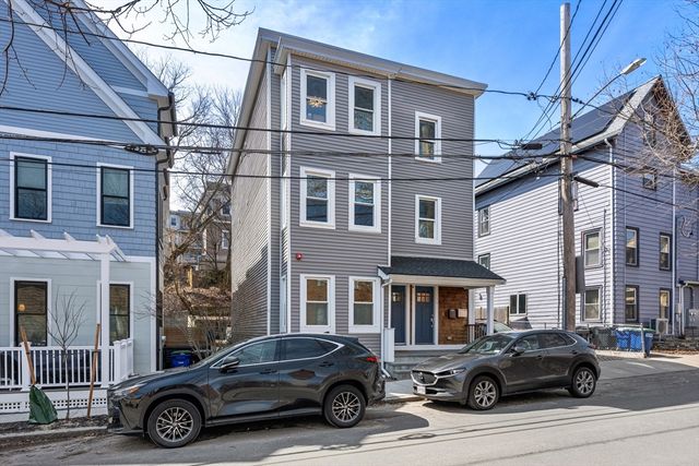 134 Heath St 3, Somerville, MA 02145