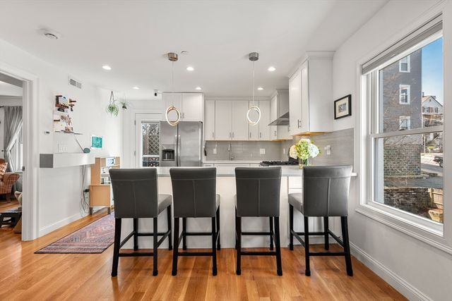 134 Heath St 3, Somerville, MA 02145