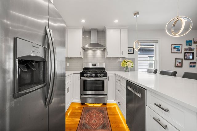 134 Heath St 3, Somerville, MA 02145