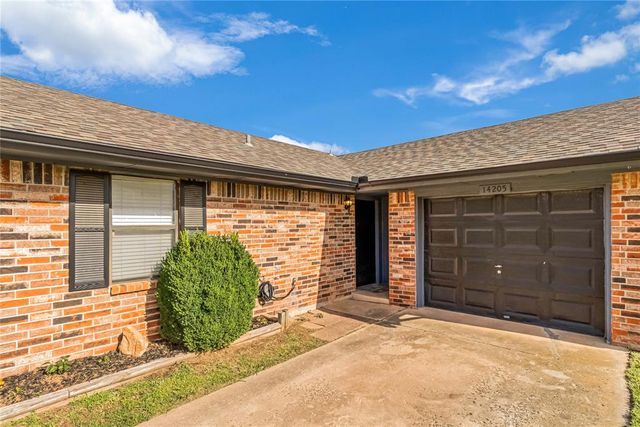 14205 NE 4th Street, Choctaw, OK 73020