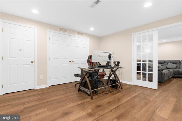 8028 HIGH OAK RD, Glen Burnie, MD 21060