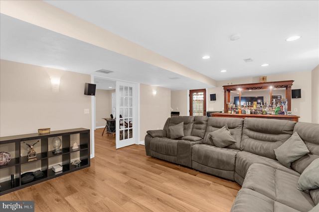 8028 HIGH OAK RD, Glen Burnie, MD 21060