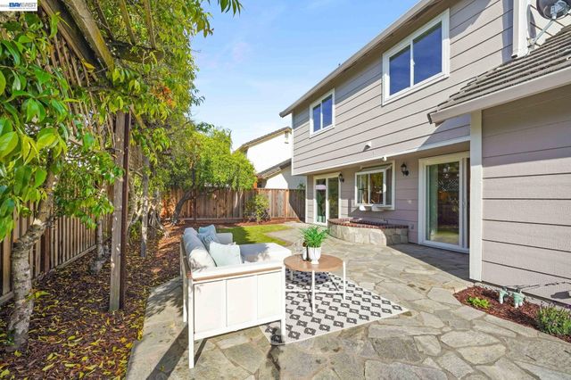 357 Sunnyslope Dr, Fremont, CA 94536