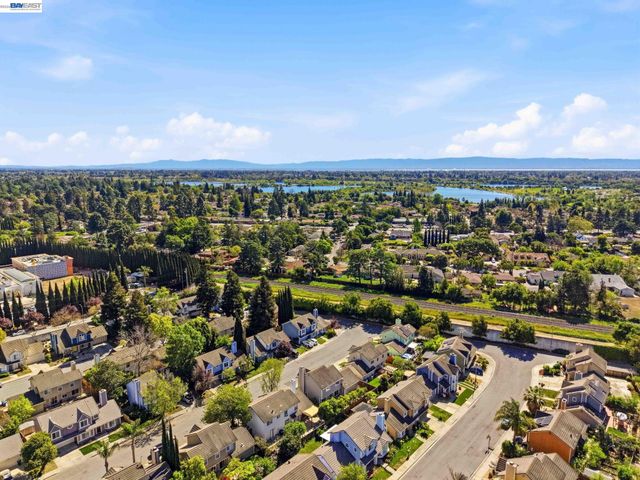 357 Sunnyslope Dr, Fremont, CA 94536