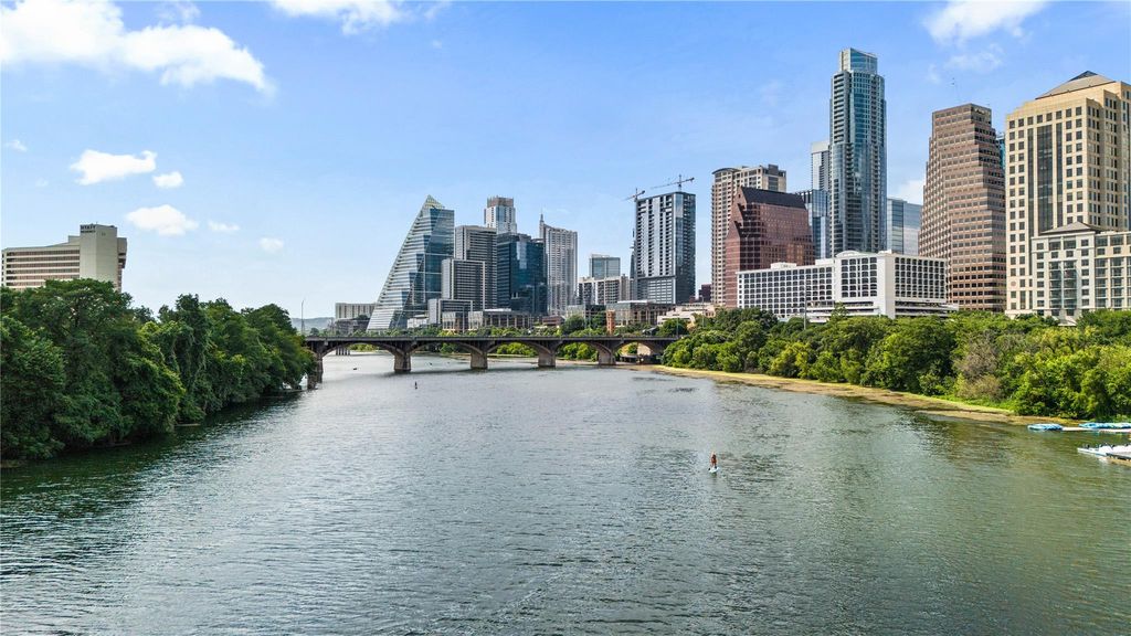 603 Davis ST 813, Austin, TX 78701
