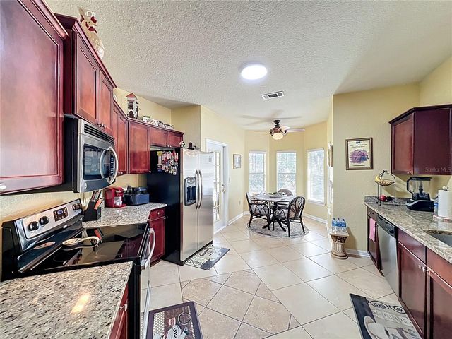 157 VILLA DI ESTE TERRACE 213, Lake Mary, FL 32746