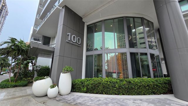 100 1ST AVENUE N 2406, St Petersburg, FL 33701
