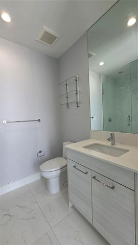 100 1ST AVENUE N 2406, St Petersburg, FL 33701