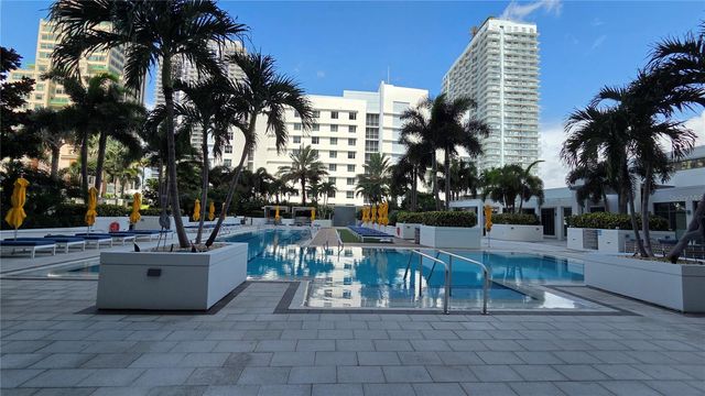 100 1ST AVENUE N 2406, St Petersburg, FL 33701