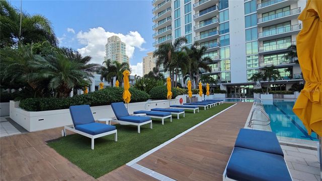 100 1ST AVENUE N 2406, St Petersburg, FL 33701