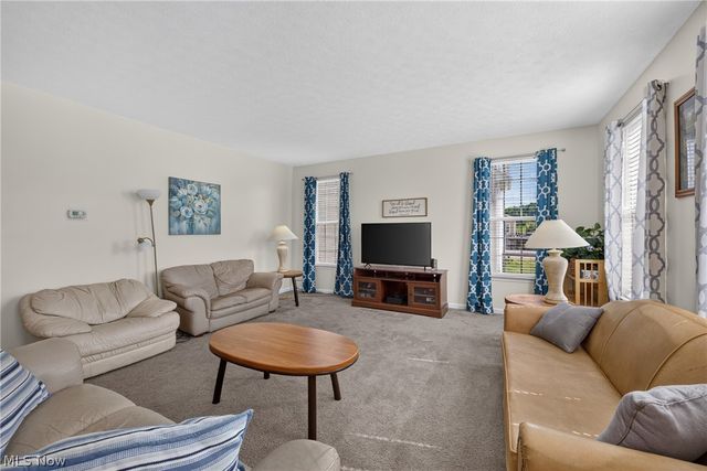 7941 Megan Meadow Drive, Hudson, OH 44236