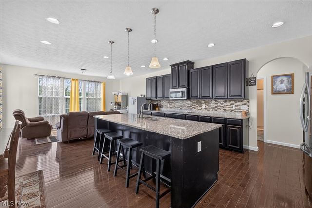 7941 Megan Meadow Drive, Hudson, OH 44236