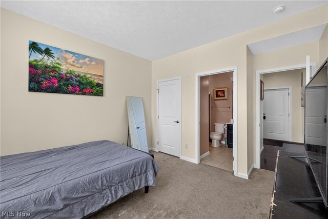 7941 Megan Meadow Drive, Hudson, OH 44236