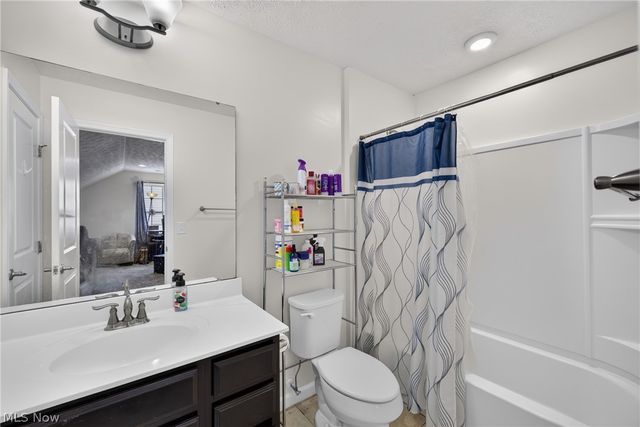 7941 Megan Meadow Drive, Hudson, OH 44236