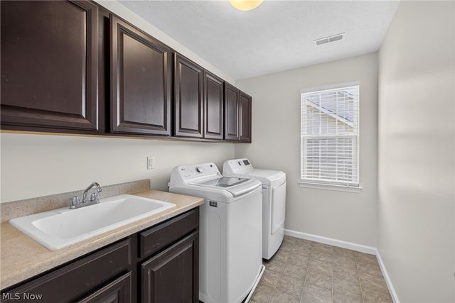 7941 Megan Meadow Drive, Hudson, OH 44236