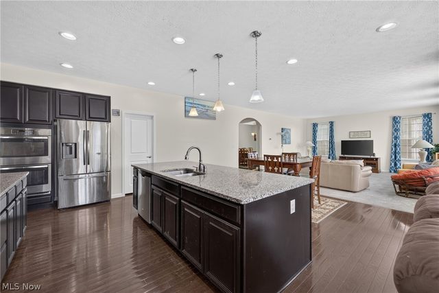 7941 Megan Meadow Drive, Hudson, OH 44236