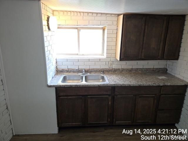 110 12th Street, Wood River, IL 62095