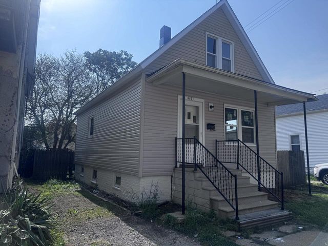 6337 13th AVENUE, Kenosha, WI 53143