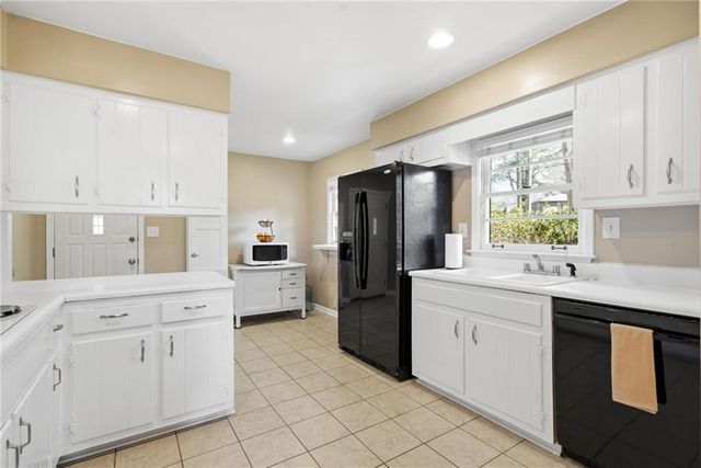 4462 Redwood Street, Atlanta, GA 30360